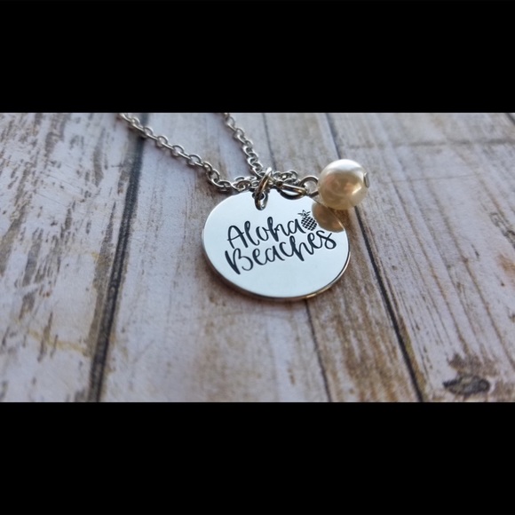 Aloha Beaches stamped necklace - Picture 5 of 7